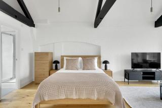 Blueground Clerkenwell opp Farringdon Station LON-115 - 2