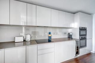 Blueground Nine Elms open plan next to Tube LON-158 - 4