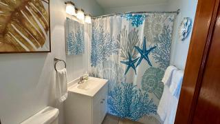 One Particular Cottage - Next to Margaritaville - Fort Myers Beach - 3