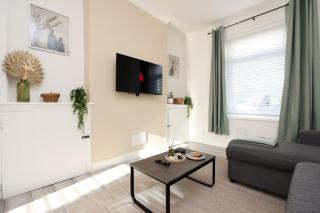 The Central Stay - 5 minute walk to Cardiff Centre, up to 6 people - 3