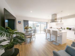 Charles Street - Petersfield - 4