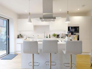 Charles Street - Petersfield - 3