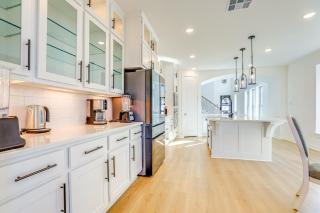 Patio and Fenced Yard Quiet Home in Katy! - 4