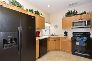 Family Villa Near Disney with Private Pool - Kissimmee - 4