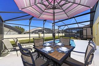 Family Villa Near Disney with Private Pool - 9