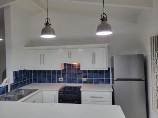 2-bedroom apartment with seaviews - Dickenson Bay - 6