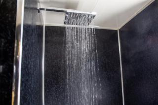 Cosy Cabin-Style Home - Work & Leisure - 3