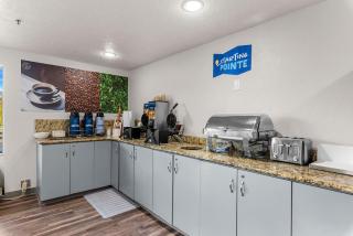 Clarion Pointe Wenatchee - 4