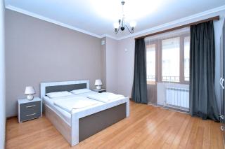 Prime Apartment 2 Bedroom In The Center Of Yerevan,Near Republic Square - Erevan - 1