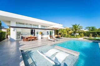 Beachside 2 Bedroom Villa with Pool and Resort Amenities - White Villas - v7 - Providenciales - 9
