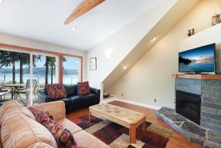 Buckley Bay Beach House - 1