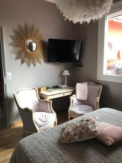 Chez Martine Côté Cité - 1