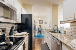 Creekwood --- 200 Pebble Dr, Unit #213 - The Plantations - 1