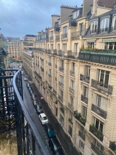 Cute Studio near Arc de Triumph with Eiffeltower view - Neuilly-sur-Seine - 3
