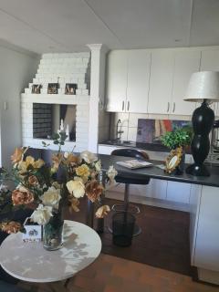 Moments and Memories house - East London - 6