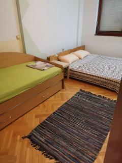 Cozy Retro Apt - Skopje - 9