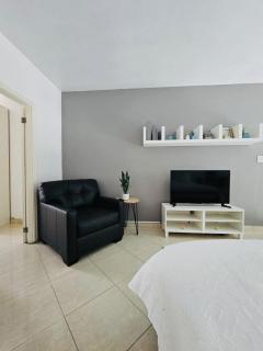 Beachfront Condo on Boardwalk - Philipsburg - 6