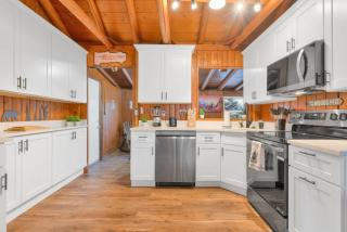 Bear Hollow 3 bedrooms 2 bath with a loft - Lusby - 1