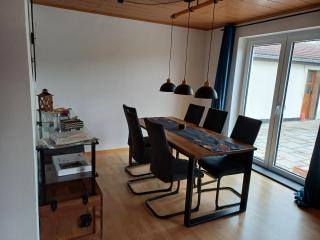 Ruhig gelegenes Ferienhaus mit traumhafter Aussicht - - 2