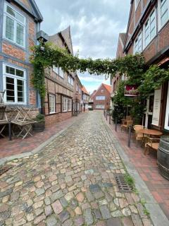 Buxtehude Altstadt Wohnung 82qm! 5 Schlafplätze! - Buxtehude - 0