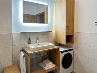 VERONIKAS Relax & Family Suite - Sun Terrace and Car Park by AlpenLuxus Appartements - Fügen - 7