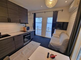 River house - - 2