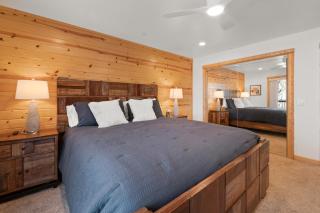 Acorn Cabin - Pool Table, Foosball, Log Cabin, Sleeps 8 - Big Bear Lake - 2