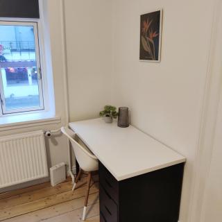 Bright 2 Bedroom Apartment on Superb Location - Aalborg - 2