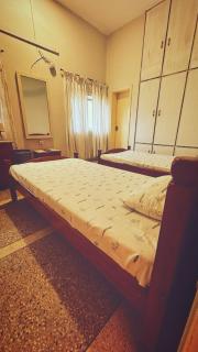 Family Cottage Lahore - Lahore - 1