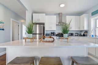 4BR 2BA Luxe Beach Estate II - 5