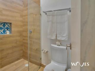 Great Located Spacious 2 BR Apartment with Amazing Terrace by Waves Management - 1