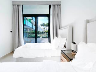 Deluxe 2-Bedroom Apartment - JVC Binghatti Emerald - 1