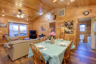 Cozy Deer Glen Cabin with Private Hot Tub and Porch! - Bryson City - 2