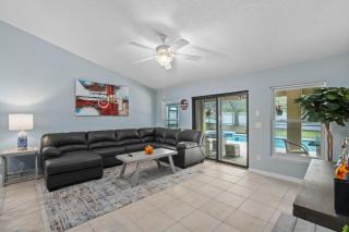 Legacy Park Villa: 5BR, Pool & Near Disney - 2