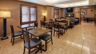 Best Western Plus Brandon Inn - Brandon - 1
