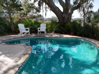 Luxe 6BR Marsh Retreat with Pool & Stunning Views - 31 Hearthwood Dr - Hilton Head Island - 0