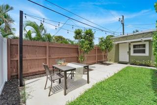 3 BD House in-law Apt - Palm Wave Stays - West Palm Beach - 4