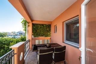 Apartments Dreamy - Nin - 1