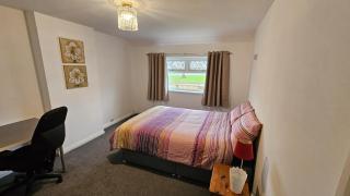 3 bedroom house with garden & free parking - Cardiff - 8