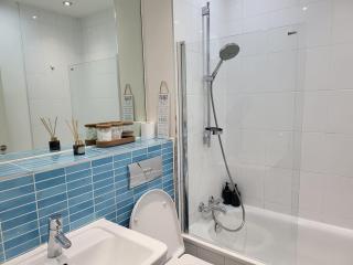 Spacious 2 Bedroom Flat in Birmingham City Centre - Birmingham - 6