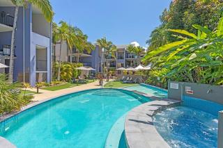 Noosa Style Apartment - 9