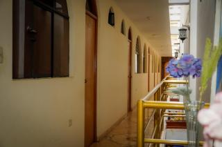Hostal Luren - Parking - Nazca - 8