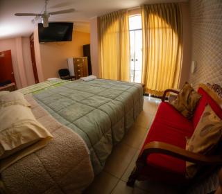 Hostal Luren - Parking - Nazca - 5