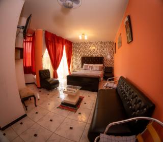 Hostal Luren - Parking - Nazca - 4