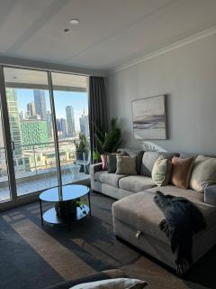 On RIVER - 2bed appt, free park - 0