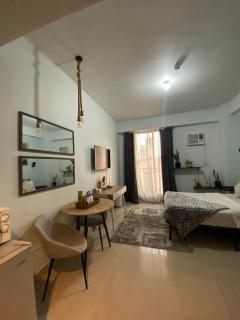 Nature Inspired Affordable Rooms in F RESIDENCE near Edsa Shaw Pasig Megamall Shangrila and MRT - 7
