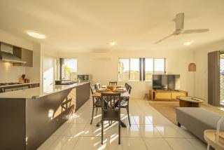 Peaceful Retreat - Spacious Family Home in Yarrabilba perfect for Family or Professionals - Logan Village - 2