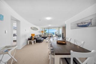 Seaside Serenity - Apartment Ocean Views - Caloundra - 1