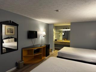 Suni's Place - Union City - 5
