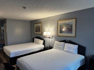 Suni's Place - Union City - 7